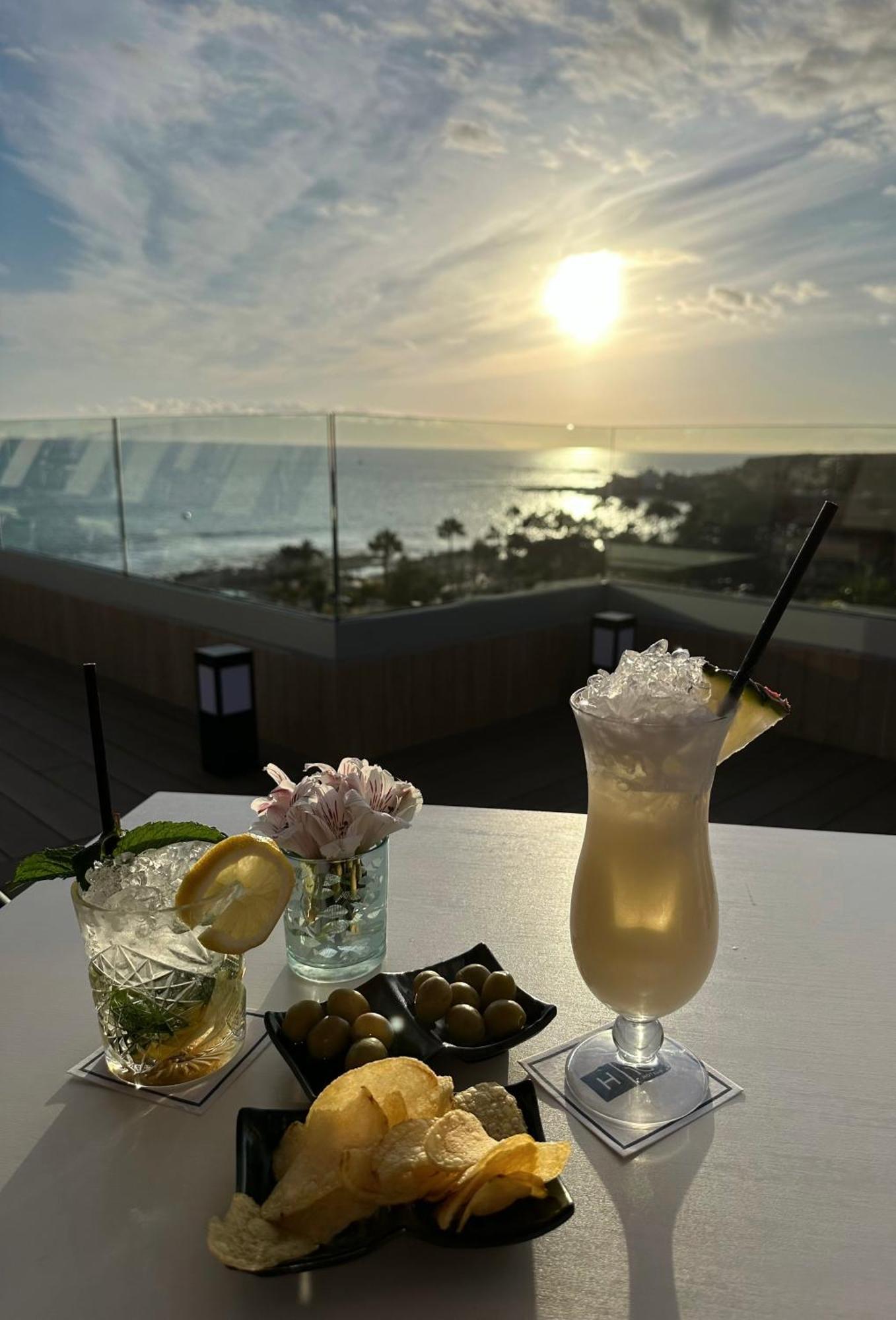 เอช10 คอสตา อเดเจ พาเลส Hotel Costa Adeje  ภายนอก รูปภาพ