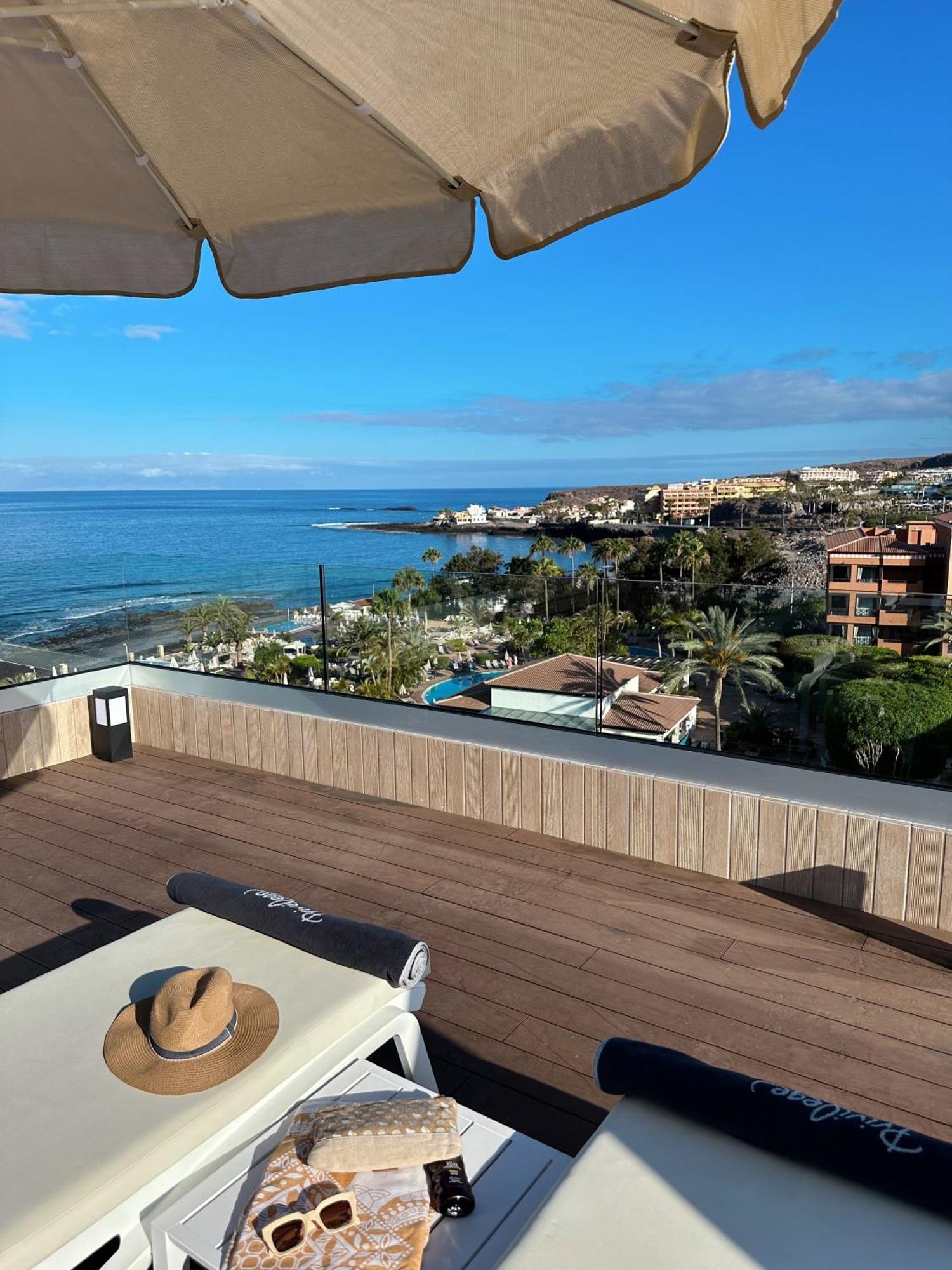 เอช10 คอสตา อเดเจ พาเลส Hotel Costa Adeje  ภายนอก รูปภาพ